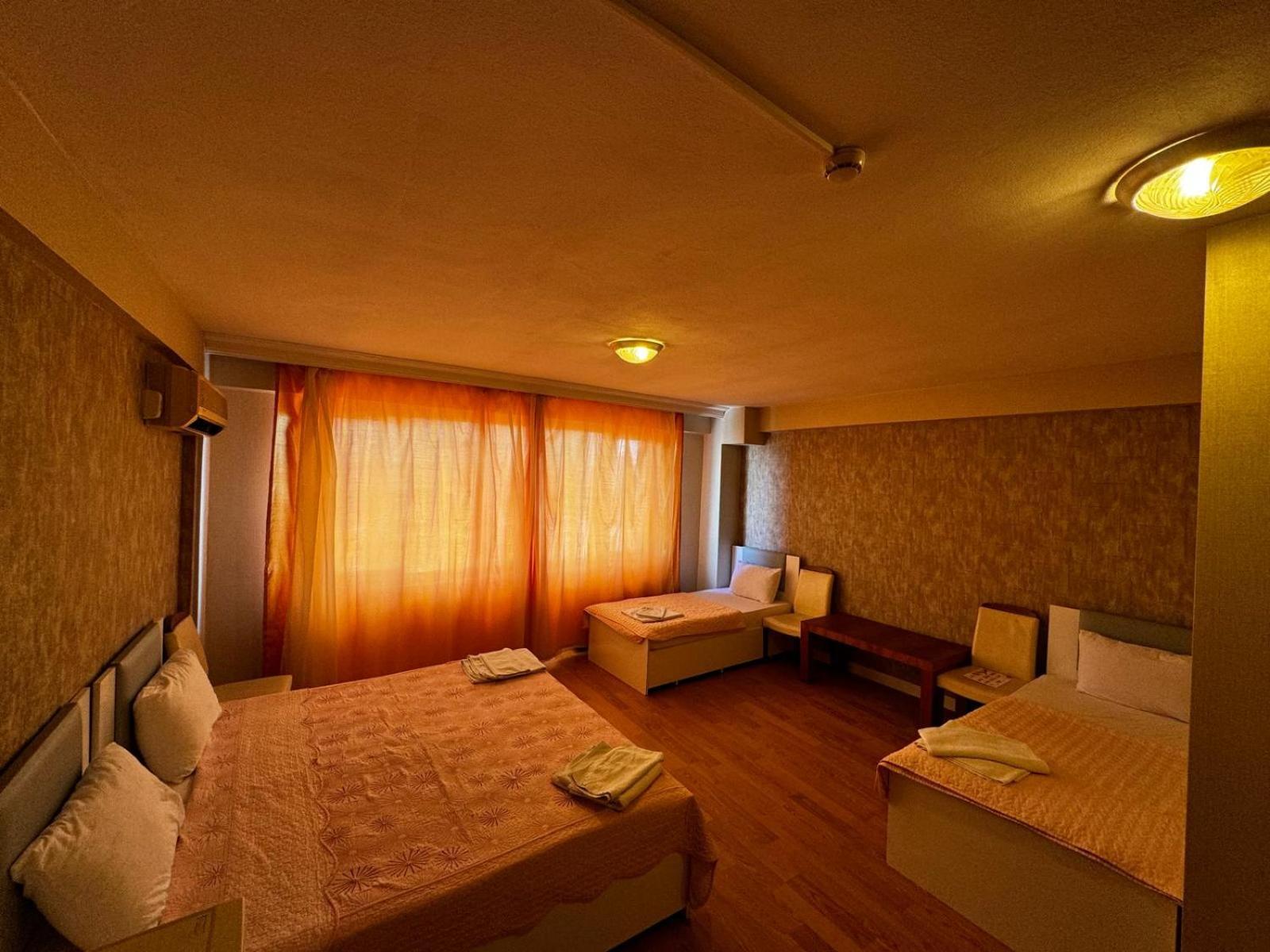 Esen Otel Antalia Esterno foto