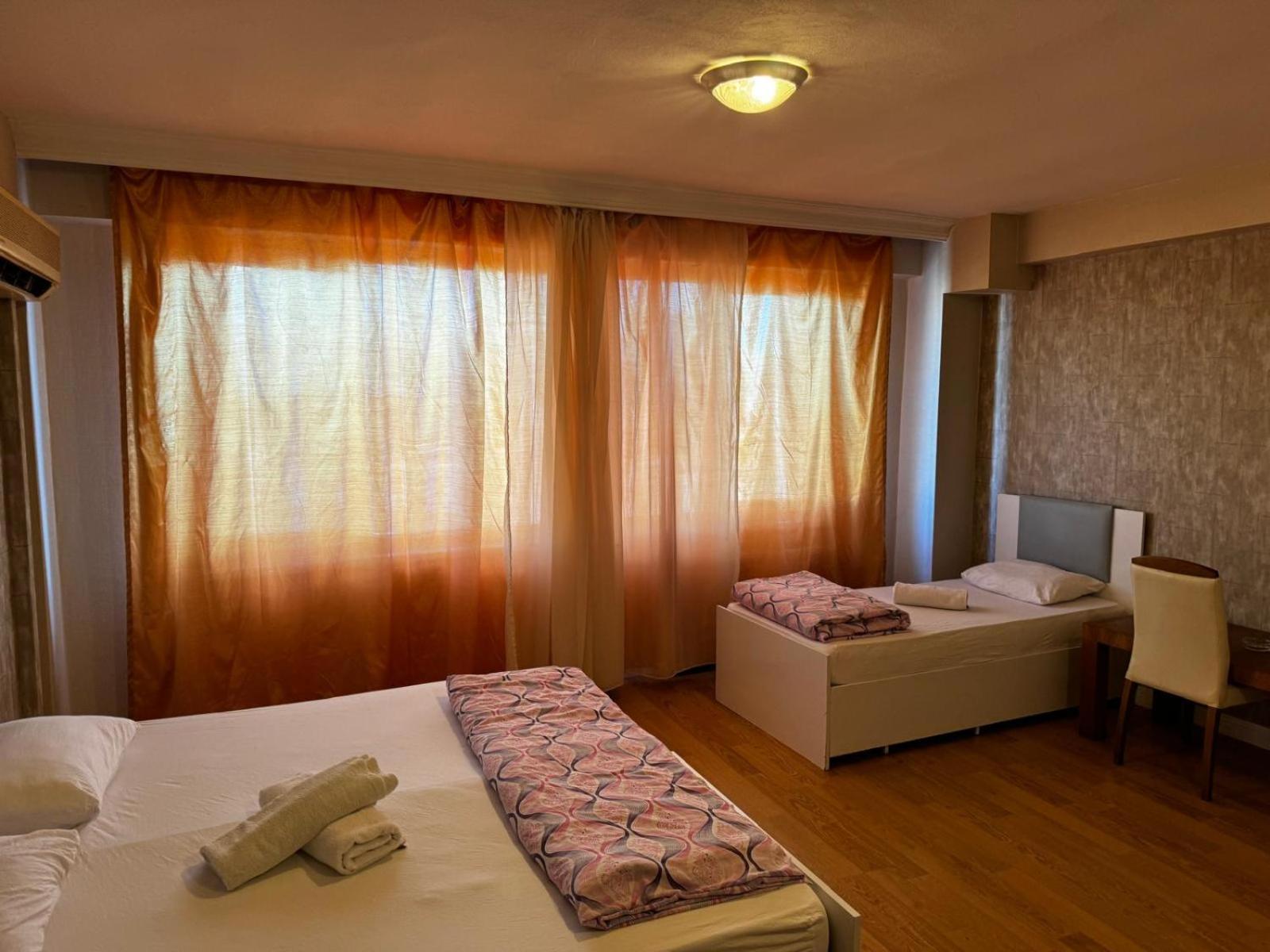 Esen Otel Antalia Esterno foto